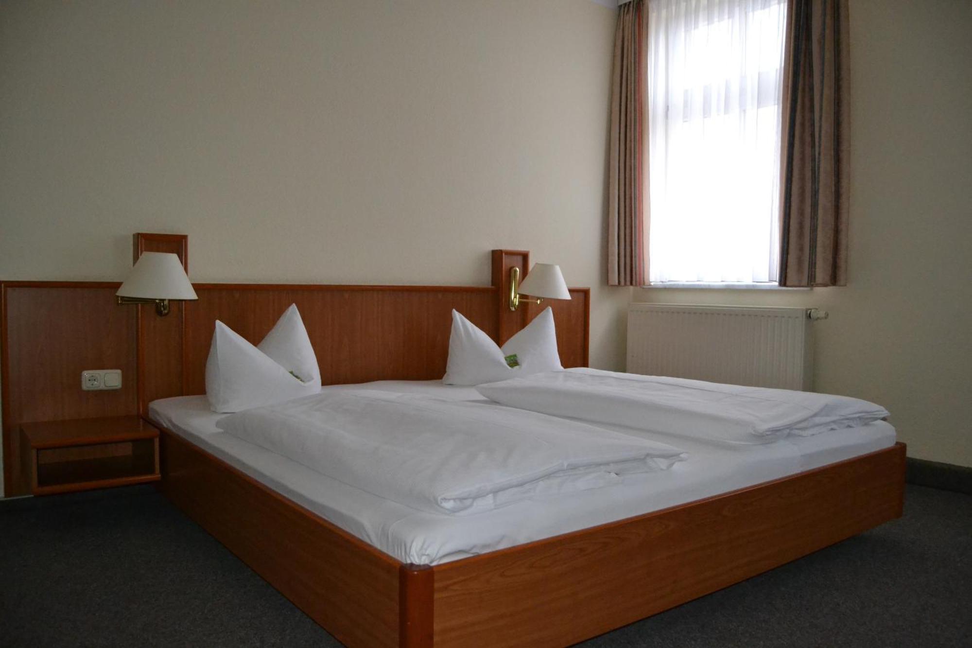 Hotel Anker Saalfeld Saale Cameră foto